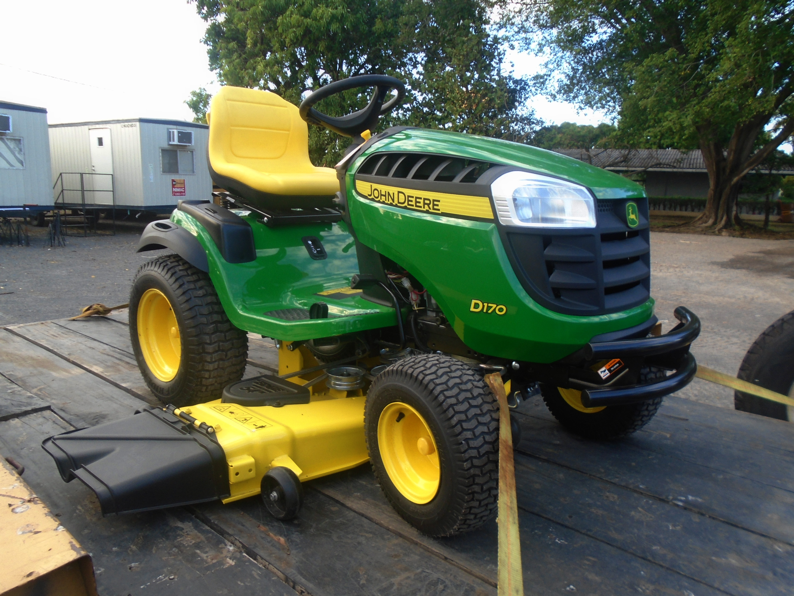 Tractor Jardinero D170 John Deere